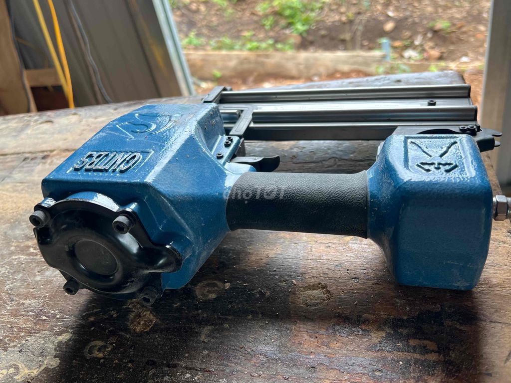 Thanh lý súng bắn đinh hơi Onters 16 Gauge – còn h