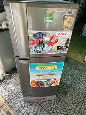 thanh lý tủ lạnh Aqua sanyo 180 lít còn mới tin