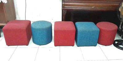 ghế đôn nệm sofa mới 80-90% đỏ - xanh. Mua bán Bàn ghế tại Quận Phú Nhuận Tp Hồ Chí Minh được đăng bởi tuấn nguyễn