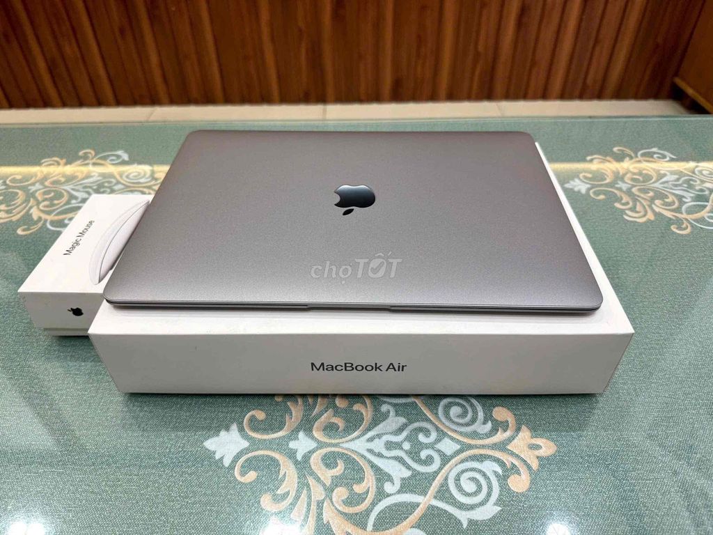 Apple Macbook Air 2020 Xám. Mua bán Laptop tại Quận 8 Tp Hồ Chí Minh được đăng bởi Tuyết Vân hình 1