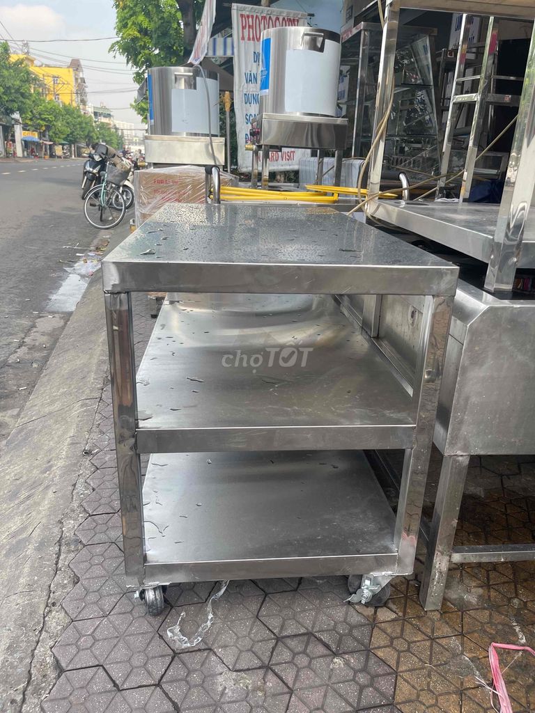 bàn chặt, trưng bày inox dày giá rẻ 3 tầng