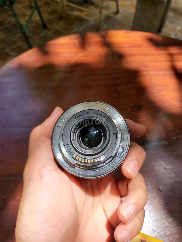 Lens Canon Macro EF-M 22mm f2 STM