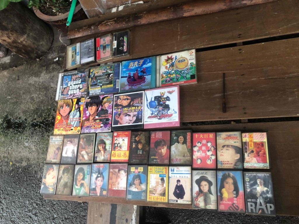 Băng cassette Cổ điển. Mua bán Đồ sưu tầm, đồ cổ tại Quận 3 Tp Hồ Chí Minh được đăng bởi HoVaTen  Nghèo mua gì đt XinCamOn hình 1