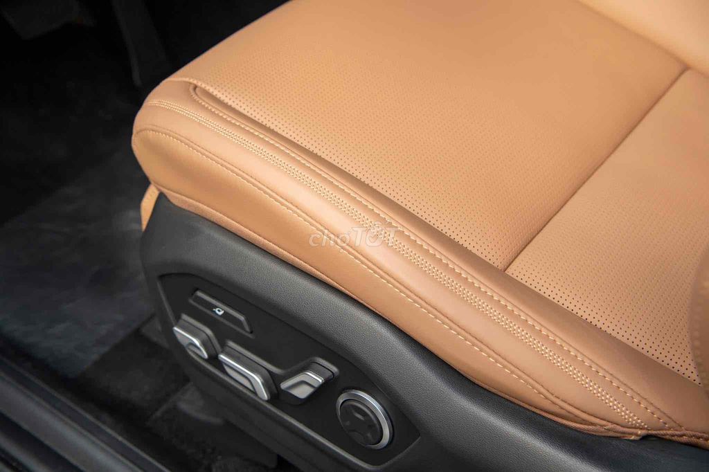 Santa Fe 2025- Km 99% Thuế TB. Mua bán Ô tô tại Thành phố Bảo Lộc Lâm Đồng được đăng bởi Đạt Hyundai Bến Tre hình 3