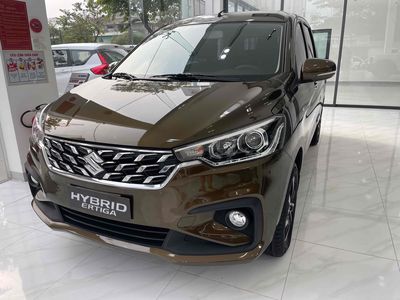 Suzuki Ertiga AT Xanh Rêu 2023 tặng 89 triệu TM++