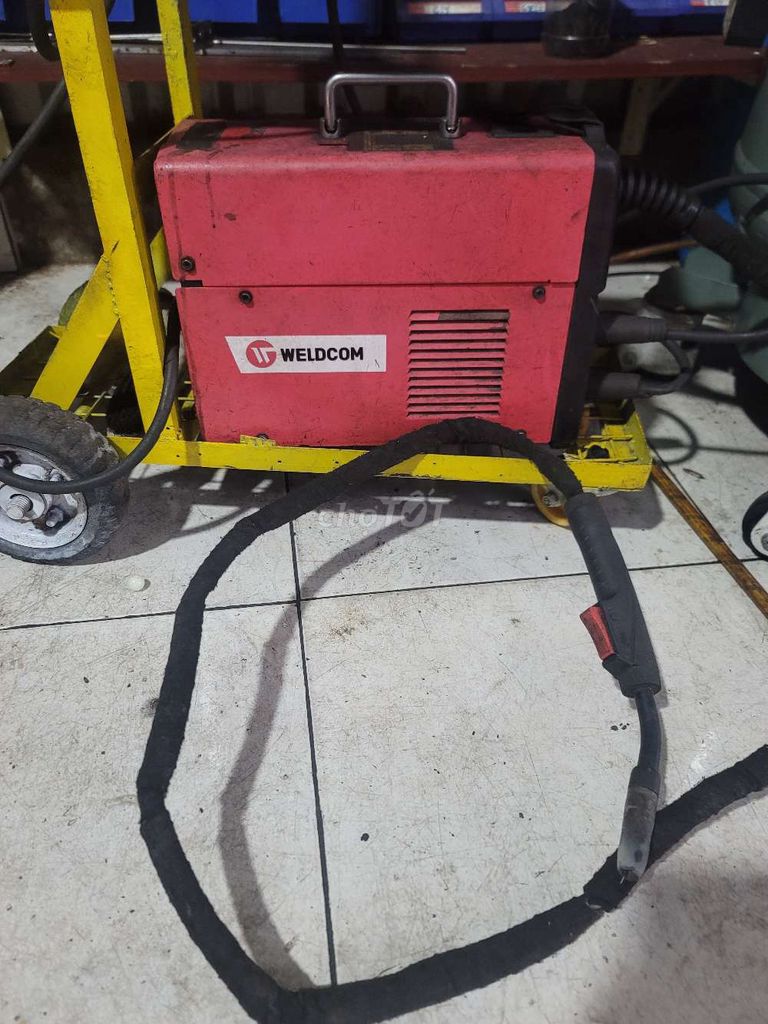 Máy hàn WELDCOM MV12 Đỏ. Mua bán Đồ chuyên dụng, Giống nuôi trồng tại Thị xã Tân Uyên Bình Dương được đăng bởi sua chua nang cap dong co xe may hình 1
