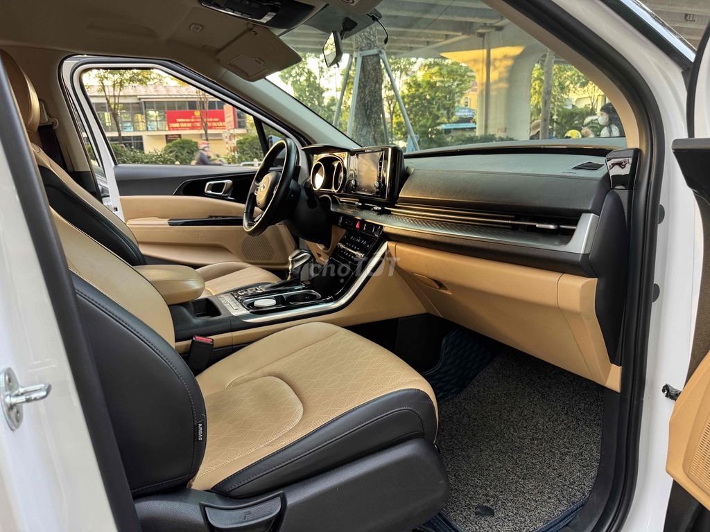 CẦN BÁN KIA CANIVAL 2.2D MÁY DẦU 8 GHẾ SIÊU MỚI. Mua bán Ô tô tại Quận Bắc Từ Liêm Hà Nội được đăng bởi Mr PHÁT THÁI HÀ AUTO hình 13