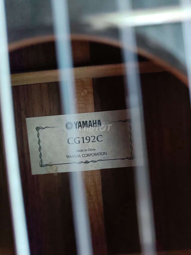 Thanh lý guitar yamaha cg192c