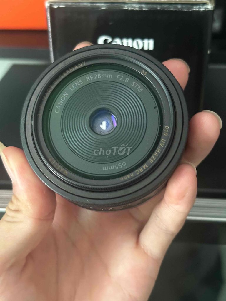 Ống kính Canon RF28mm F2.8 STM Đen Như mới. Mua bán Máy ảnh, Máy quay tại Quận Thanh Khê Đà Nẵng được đăng bởi Lê Văn Thống hình 1
