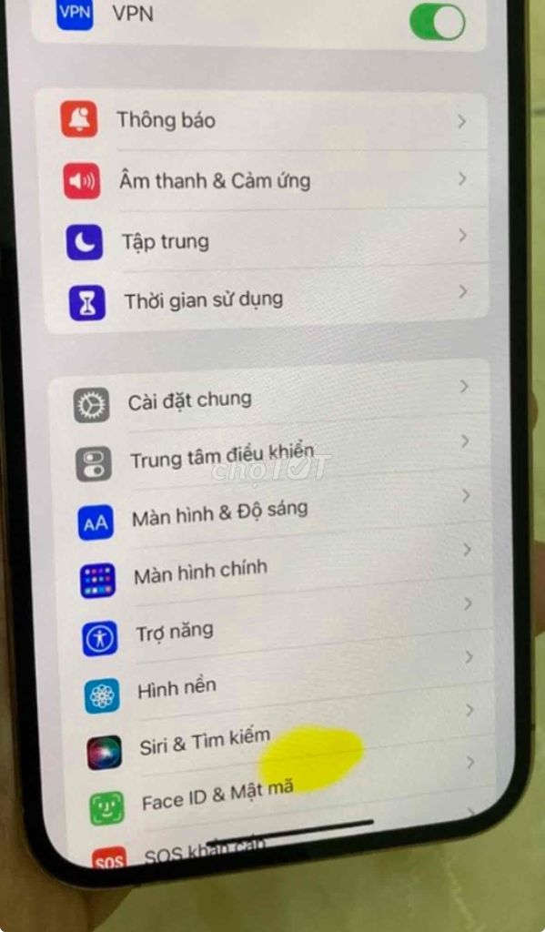 Màn zin vàng nhẹ tí film iphone 12 promax zin kính