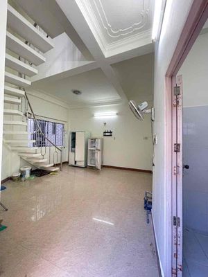 Nhà trệt lầu có nội thất - hẻm Xô Viết Nghệ Tĩnh. Cho thuê nhà ở tại Quận Ninh Kiều Cần Thơ được đăng bởi Kim Anh Nhà Thuê