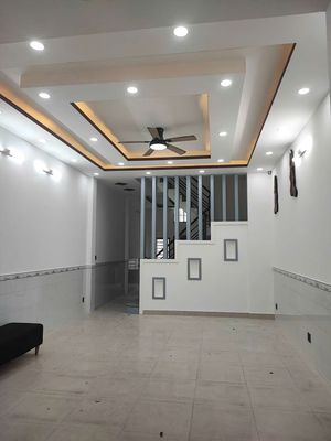 CHÍNH CHỦ - NHÀ KHU HỌ LÊ - 5X18 - 3 TẦNG - 4PN-4WC_ GIÁ RẺ