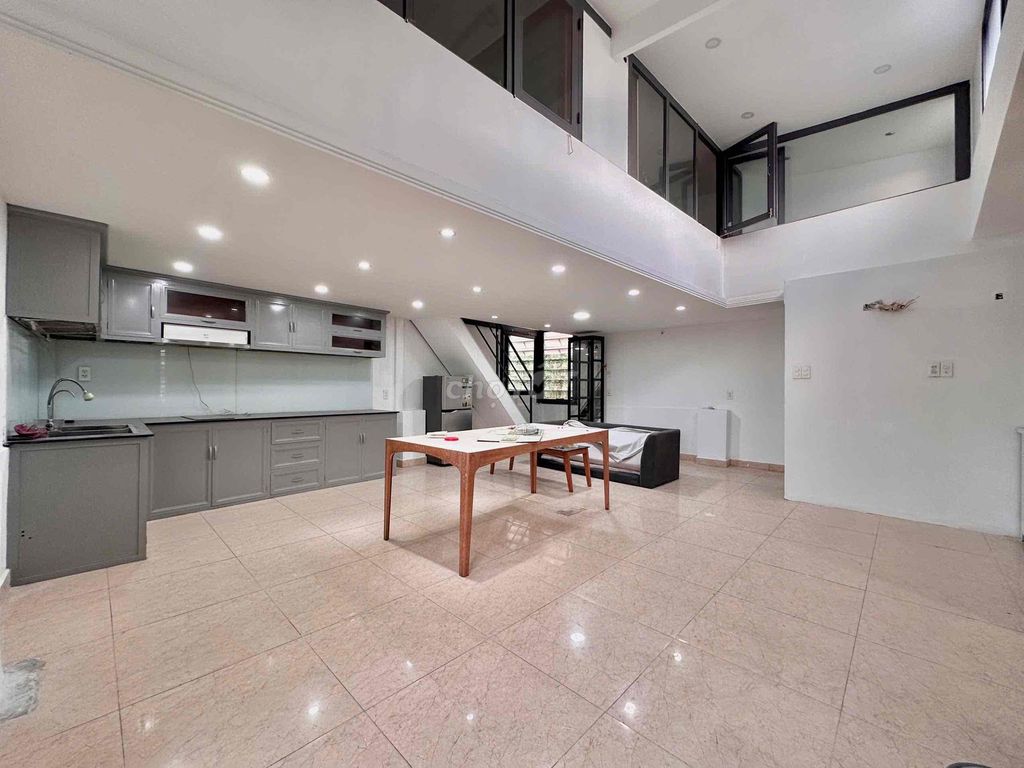 🔥🔥Căn Hộ Penhouse 2PN, Hơn 100m2, Lê Văn Sỹ, P11, Phú Nhuận
