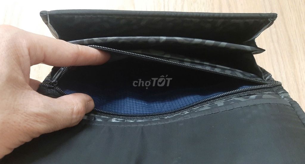 Bóp Dài 4 Ngăn; Vải Thổ Cẩm; Họa Tiết Cú Mèo Đỏ.. Mua bán Túi xách tại Quận Tân Bình Tp Hồ Chí Minh được đăng bởi Bách Hóa Philip hình 7