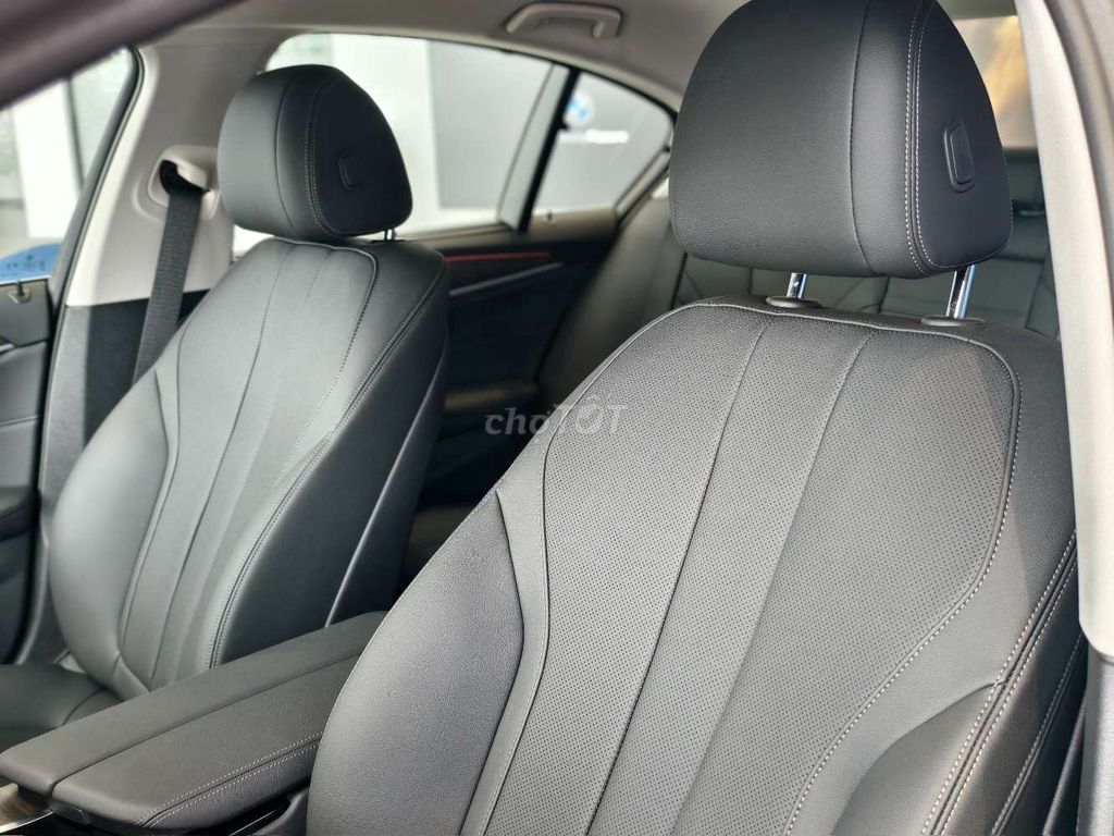 BMW 520i G30 LCI Lăn bánh thấp hơn giá niêm yết. Mua bán Ô tô tại Quận Bình Tân Tp Hồ Chí Minh được đăng bởi Trung Nguyễn BMW HCM hình 9