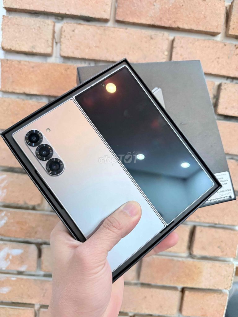 Samsung Z Fold 6 Bạc Đã sử dụng. Mua bán Điện thoại tại Quận Cầu Giấy Hà Nội được đăng bởi Dũng hình 1