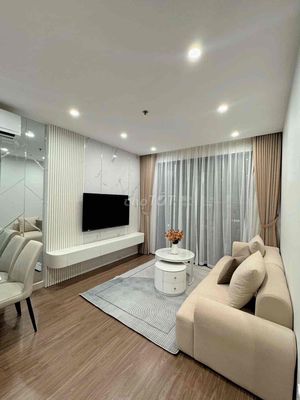 CHÍNH CHỦ_BÁN CHUNG CƯ E1 NGUYỄN VĂN CỪ_NGỌC LÂM_LONG BIÊN_Ở NGAY. Mua bán căn hộ/chung cư tại Quận Long Biên Hà Nội được đăng bởi HƯNG CHỦ ĐẦU TƯ