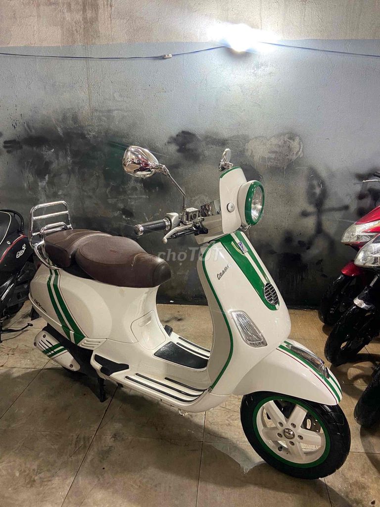 Vesspa LXV nhập ý.phun xăng điện tử máy zin. Mua bán Xe máy tại Thành phố Dĩ An Bình Dương được đăng bởi xe máy Huy  Khoa hình 4