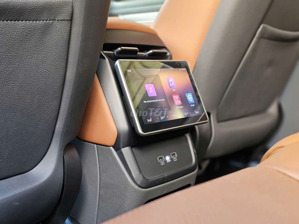 VINFAST VF9 PLUS SX 2024 ODO 3.000 KM. Mua bán Ô tô tại Quận Gò Vấp Tp Hồ Chí Minh được đăng bởi THẾ GIỚI Ô TÔ AUTO WORLD  hình 13