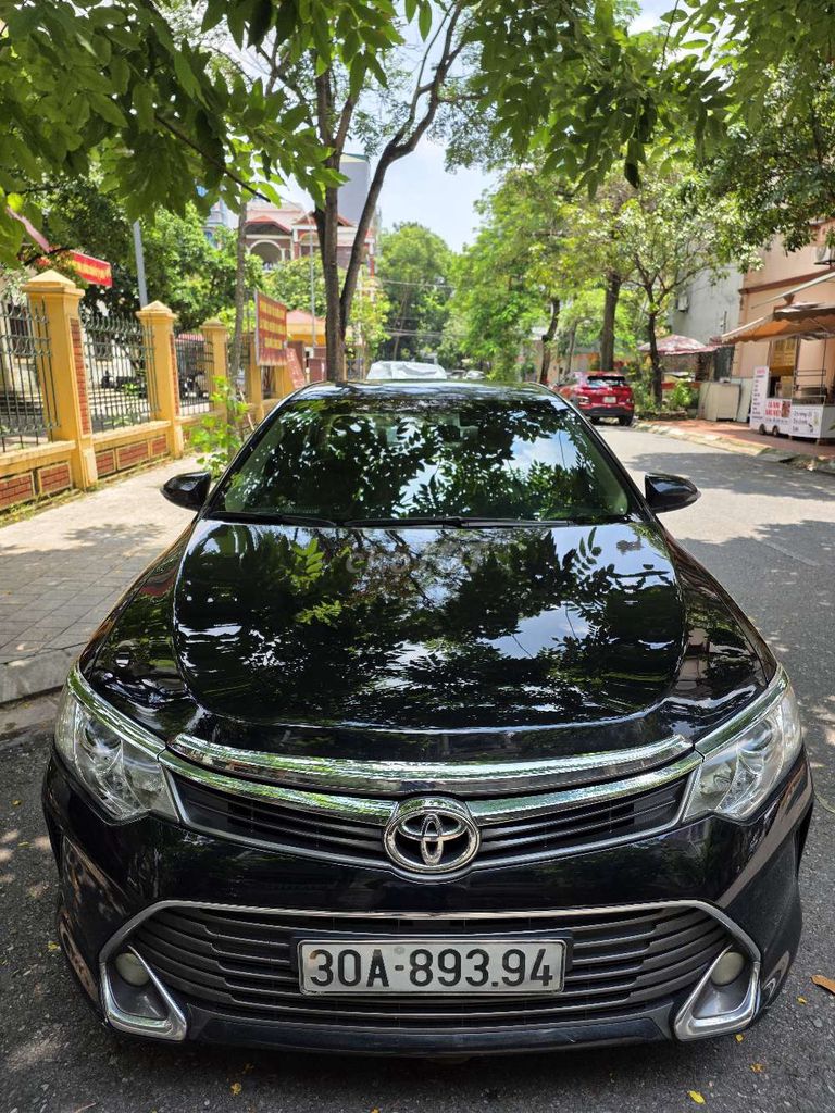 Toyota Camry 2015 2.0E - 50000 km. Mua bán Ô tô tại Quận Đống Đa Hà Nội được đăng bởi Nguyễn Phương hình 3
