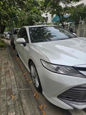 Toyota Camry 2019 2.5Q - 64000 km. Mua bán Ô tô tại Thành phố Thanh Hóa Thanh Hóa được đăng bởi Đỗ Xuân Long