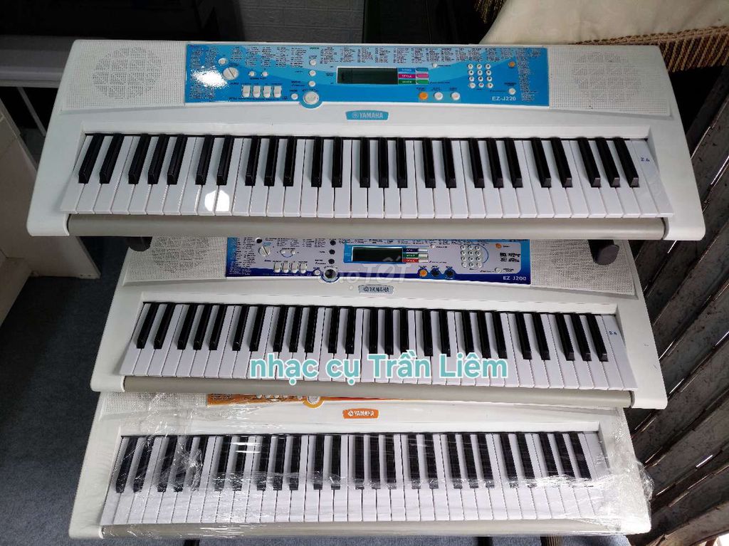 Đàn organ Yamaha