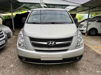 Bán Hyundai Starex 9c máy dầu số tự động 2008