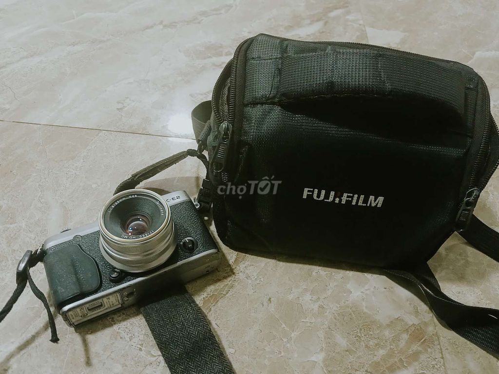 Fujifilm X-E2 kèm lens 25f1.8