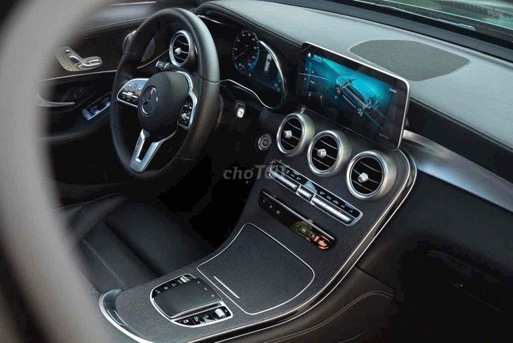 LONG ANH AUTO về MERCEDES GLC300 4Matic model 2020. Mua bán Ô tô tại Quận 7 Tp Hồ Chí Minh được đăng bởi LongAnh AuTo  hình 7