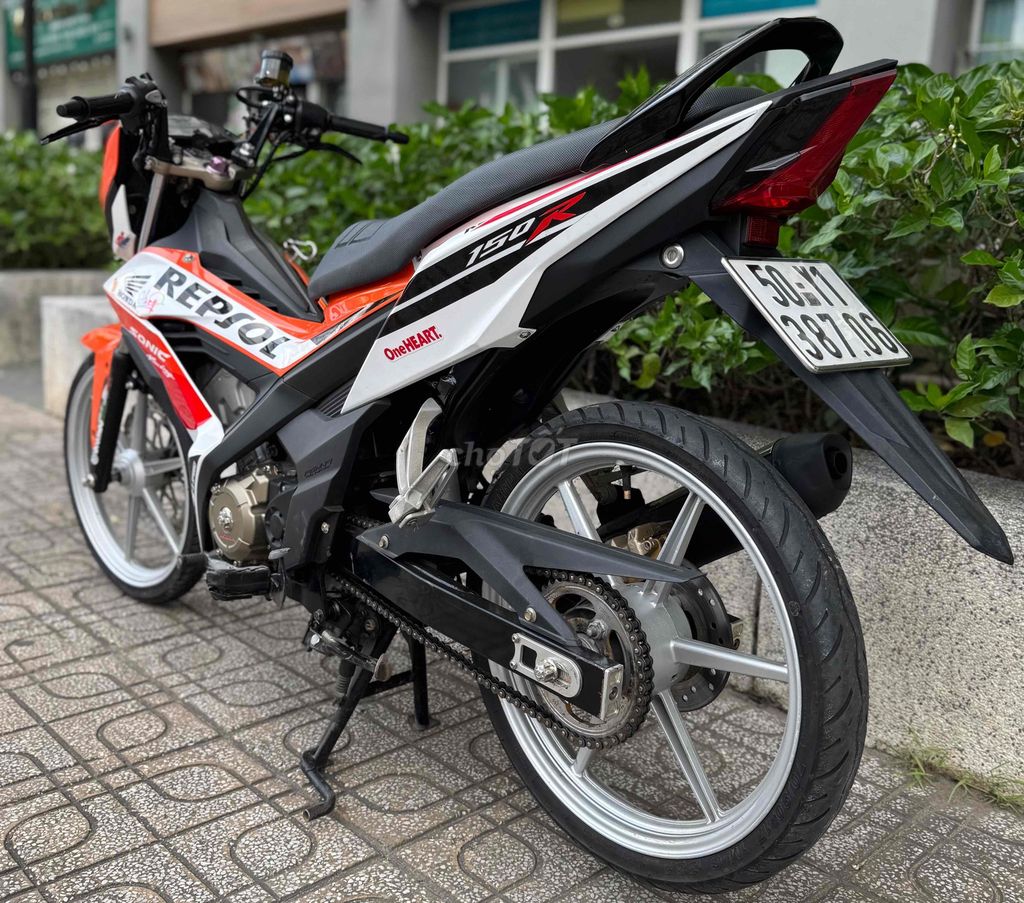 SONIC 2018 ĐẸP KEN NGUYÊN ZIN GIẤY TỜ ĐẦY ĐỦ. Mua bán Xe máy tại Thành phố Thủ Đức Tp Hồ Chí Minh được đăng bởi  xe máy HOÀNG THỊNH Thủ Đức  hình 9