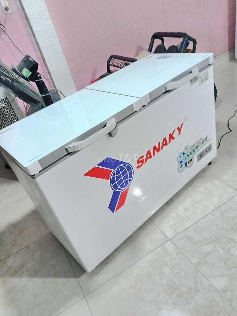 Thanh lý tủ đông Sanaky INVERTER 400l