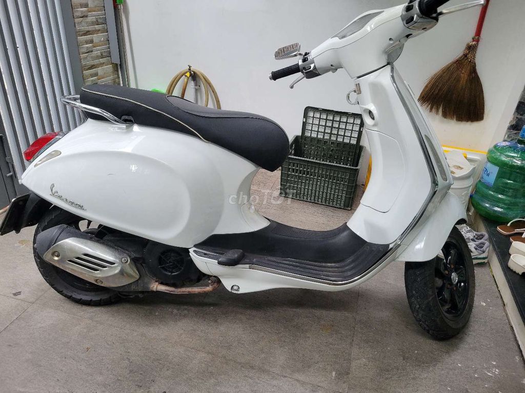 Vespa Primavera. Mua bán Xe máy tại Quận Hải Châu Đà Nẵng được đăng bởi Cris Nguyễn hình 2