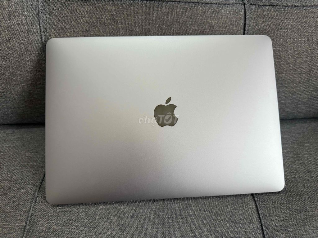 Macbook Air M1 8/256Gb Sạc 4 Lần. BH T6/2025