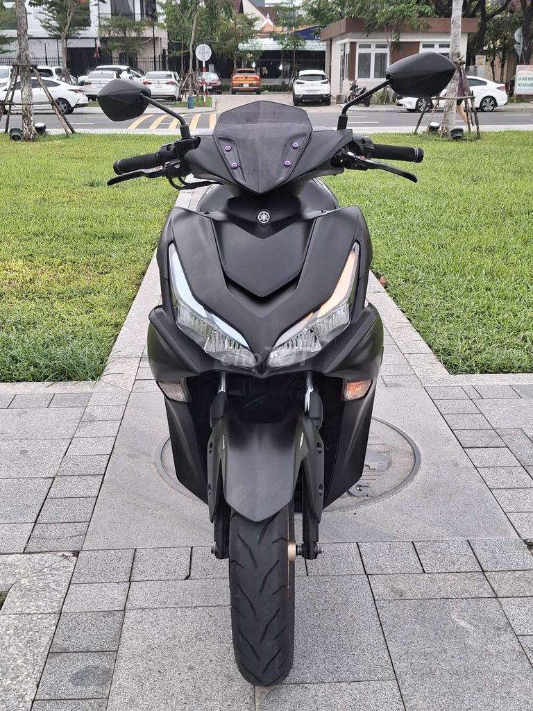 Yamaha NVX 155. V2 Biển 43. Xe đẹp nguyên rin. Mua bán Xe máy tại Quận Hải Châu Đà Nẵng được đăng bởi Mua Bán Xe Cũ Có Góp Nợ xấu hình 3