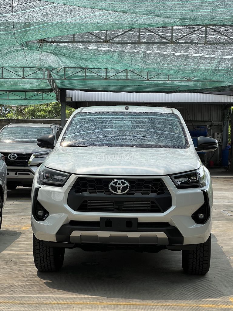 TOYOTA HILUX - Giao ngay - Lãi suất góp chỉ 6.99%. Mua bán Ô tô tại Thành phố Thủ Đức Tp Hồ Chí Minh được đăng bởi Hiếu Trả Góp Xe hình 6