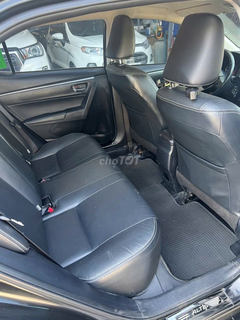 Toyota Corolla altis 1.8G AT 2017. Mua bán Ô tô tại Quận Hà Đông Hà Nội được đăng bởi Sỹ Mai Auto hình 10