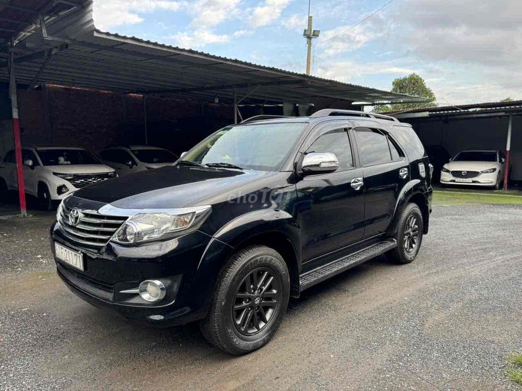 Toyota Fortuner 2015 2.7V 4x2 - 118000 km. Mua bán Ô tô tại Quận Bình Tân Tp Hồ Chí Minh được đăng bởi Nhanhoa hình 2