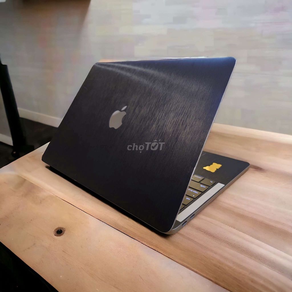 Bán MacBook Pro 2017 13 inch - bản None Touchbar