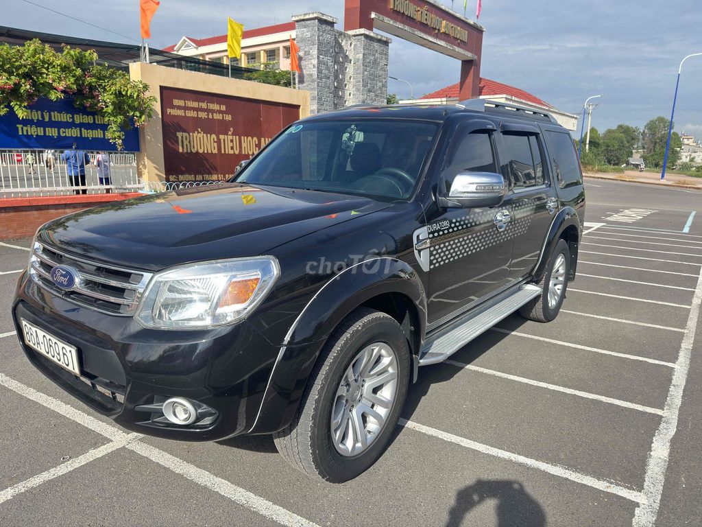 Ford Everest 2013 2.5L 4x2 MT - 90 km. Mua bán Ô tô tại Quận 12 Tp Hồ Chí Minh được đăng bởi Nguyen van nhut hình 2