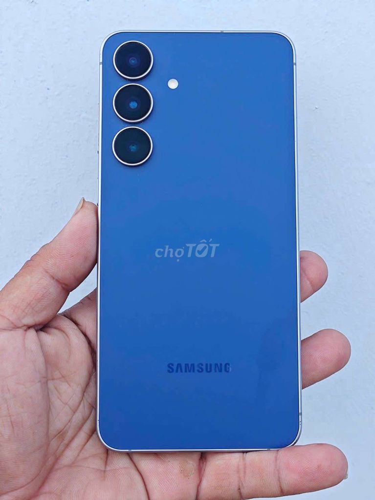 Samsung S25 Fe 8/256 zin,CÓ ĐỔI MÁY . Mua bán Điện thoại tại Thành phố Châu Đốc An Giang được đăng bởi QUỐC THẠNH điện thoại xe máy HUY CƯỜNG 68 hình 1