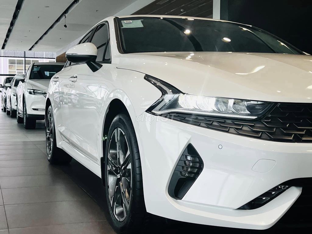 KIA K5 2.0 LUXURY - GIẢM 80TR - TẶNG BẢO HIỂM. Mua bán Ô tô tại Quận 7 Tp Hồ Chí Minh được đăng bởi Trọng Nhân hình 3