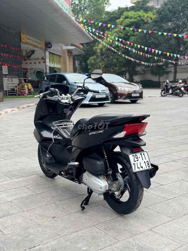 Pcx 125fi đèn led 2018 sơn máy zin 100% 1 chủ sd. Mua bán Xe máy tại Quận Cầu Giấy Hà Nội được đăng bởi nguyễn bích thuỷ hình 7