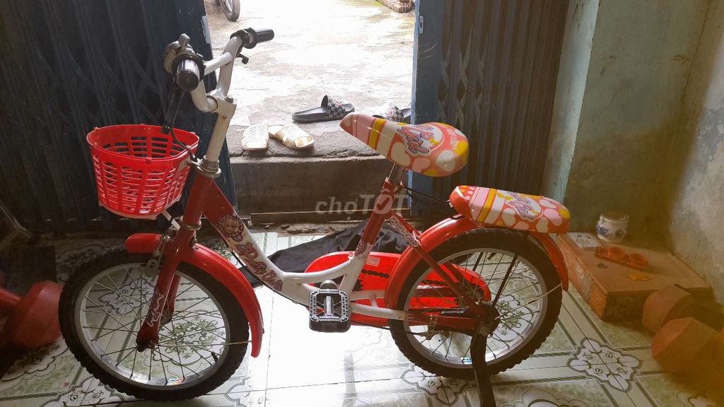 Xe đạp trẻ em còn khá mới. Mua bán Xe đạp tại Thành phố Thủ Dầu Một Bình Dương được đăng bởi THỊNH  hình 6