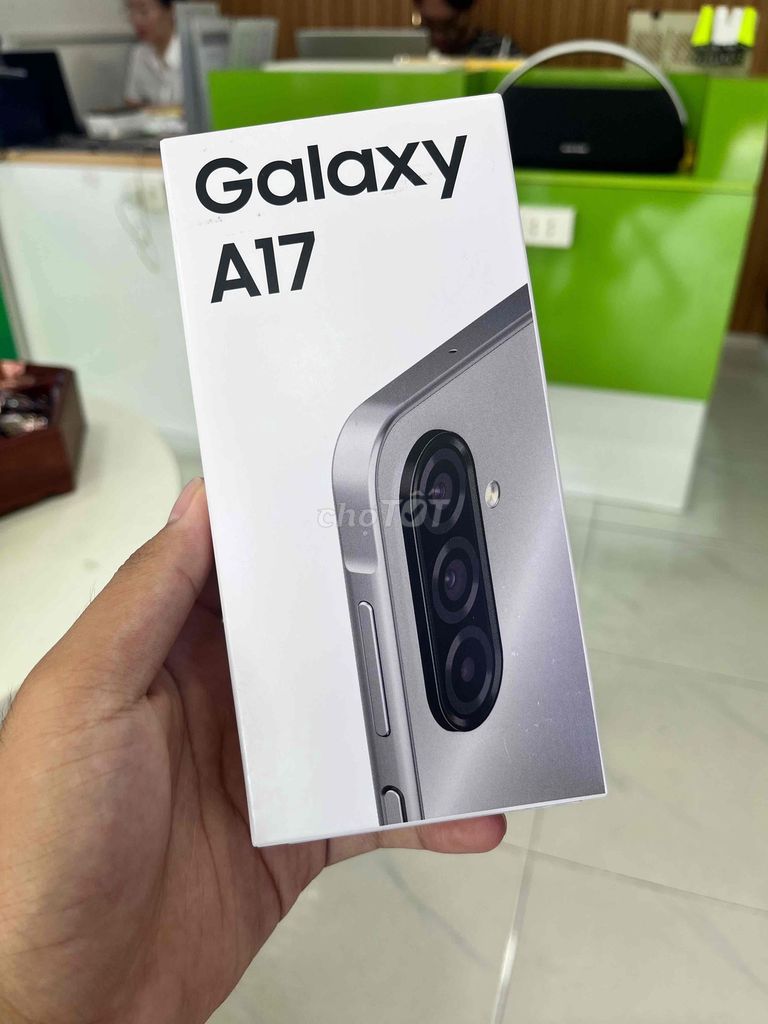 Samsung Galaxy A17 8/128GB Xám. Mua bán Điện thoại tại Quận Ngô Quyền Hải Phòng được đăng bởi TRAN SONG HA hình 1