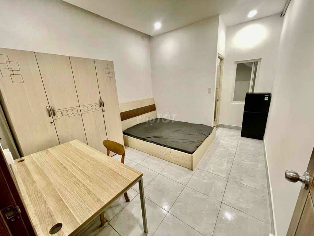 Phòng ở Đỗ Xuân Hợp cách ĐH Văn Hoá 800m