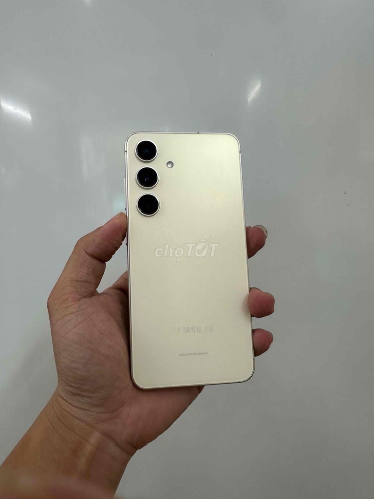 Samsung S24 5G 256GB Vàng. Mua bán Điện thoại tại Quận Thanh Khê Đà Nẵng được đăng bởi Chánh Nguyễn hình 1