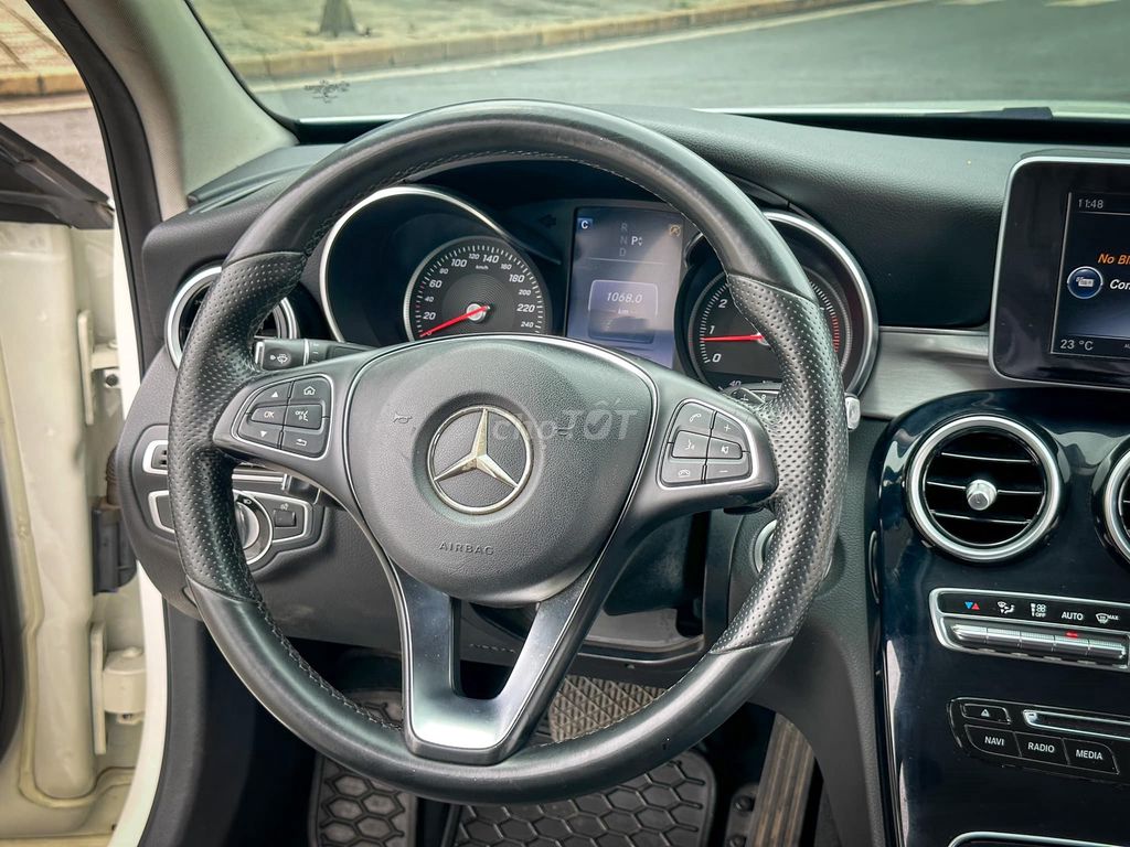 Mercedes Benz C200 sx 2016 - 60,000 Miles cọp.. Mua bán Ô tô tại Thành phố Thủ Đức Tp Hồ Chí Minh được đăng bởi Đức Xe Chất 9X hình 11