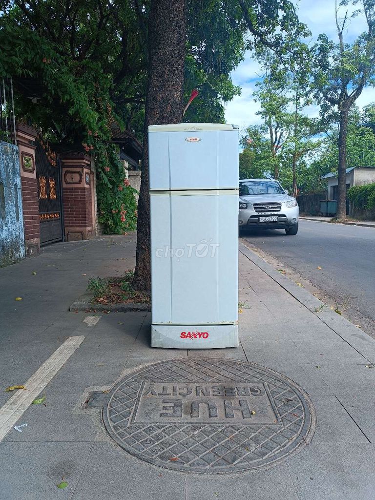 Tủ lạnh Sanyo 110 lít. Mua bán Tủ lạnh tại Thành phố Huế Thừa Thiên Huế được đăng bởi Hải hình 1
