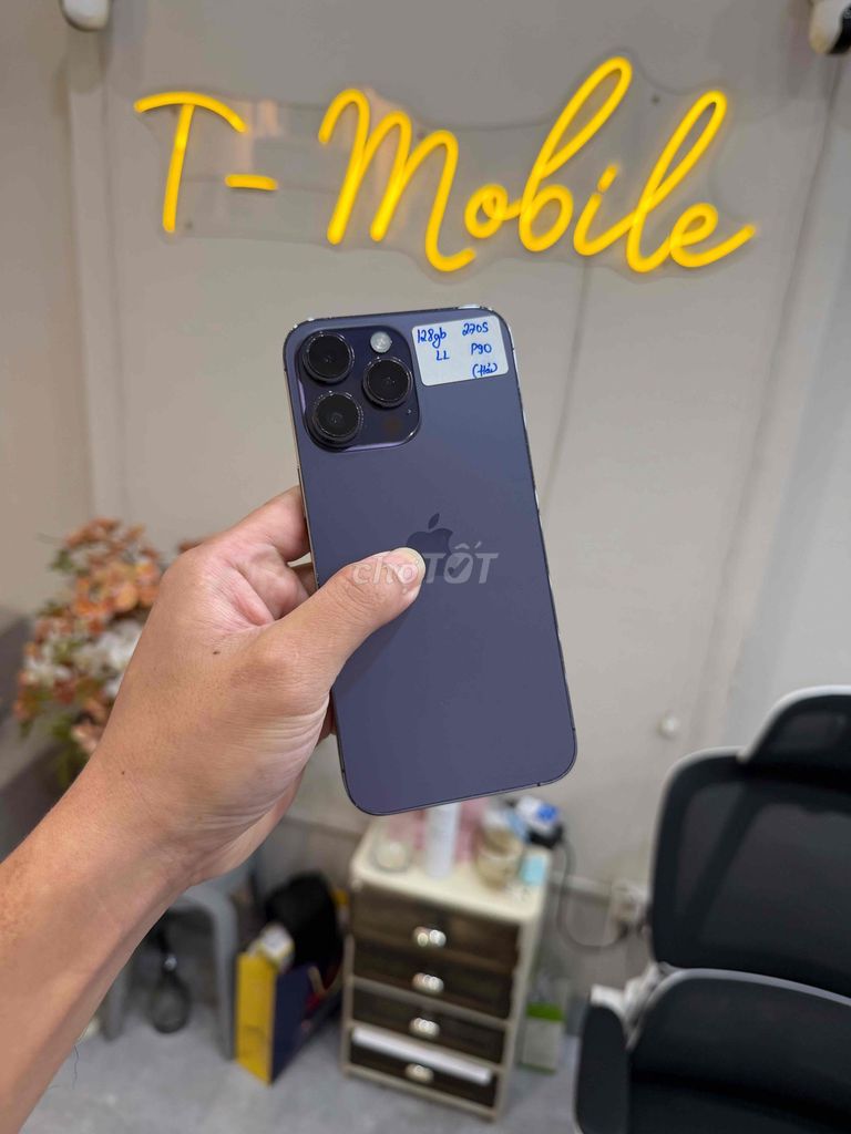 14 Promax 128Gb Quốc Tế zin full tím pin 90%. Mua bán Điện thoại tại Quận Thanh Xuân Hà Nội được đăng bởi Ngô Tráng T Mobile hình 1