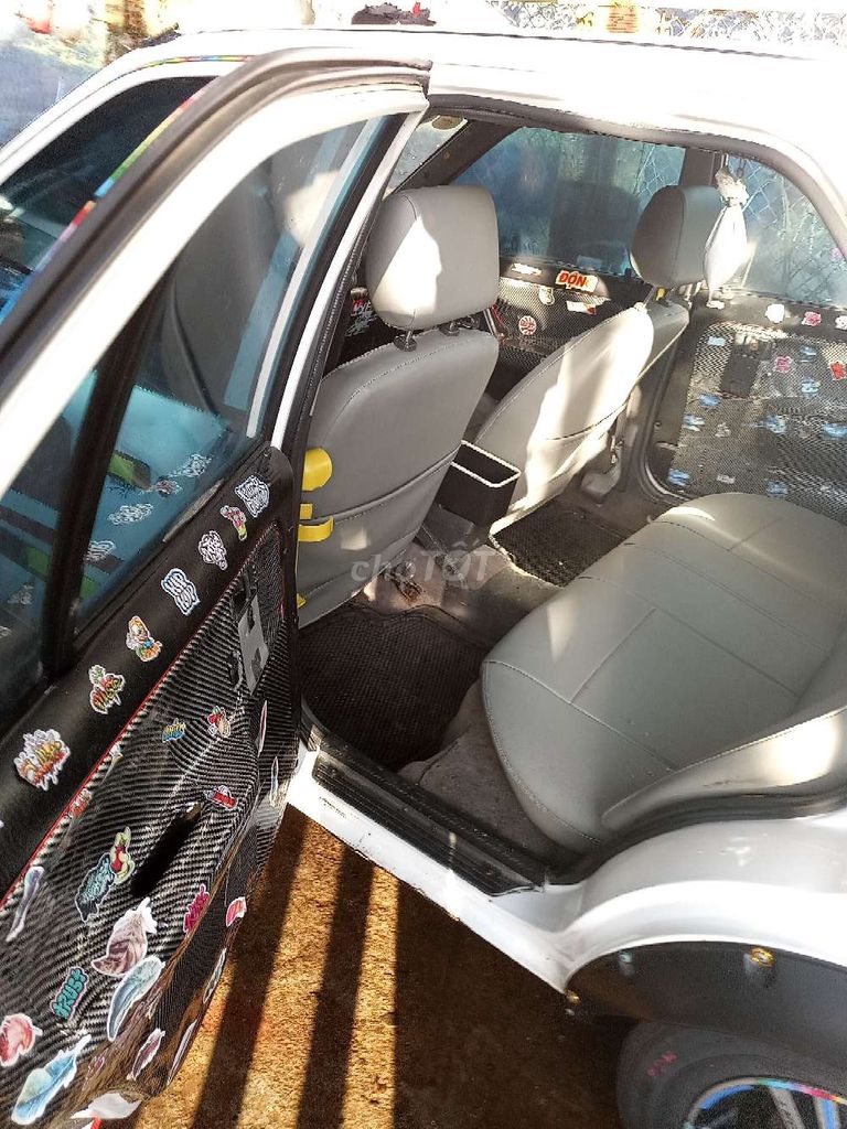 Mazda 323 Trắng 2000km. Mua bán Ô tô tại Huyện Krông Pắc Đắk Lắk được đăng bởi hau  hình 7